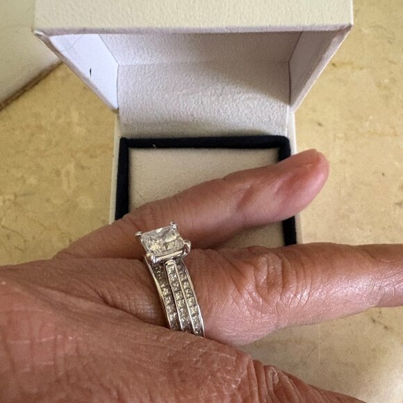 1.55 CT VS2 PRINCESS CUT LAB GROWN DIAMOND ENGAGEMENT RING 14K GOLD - Picture 6 of 11